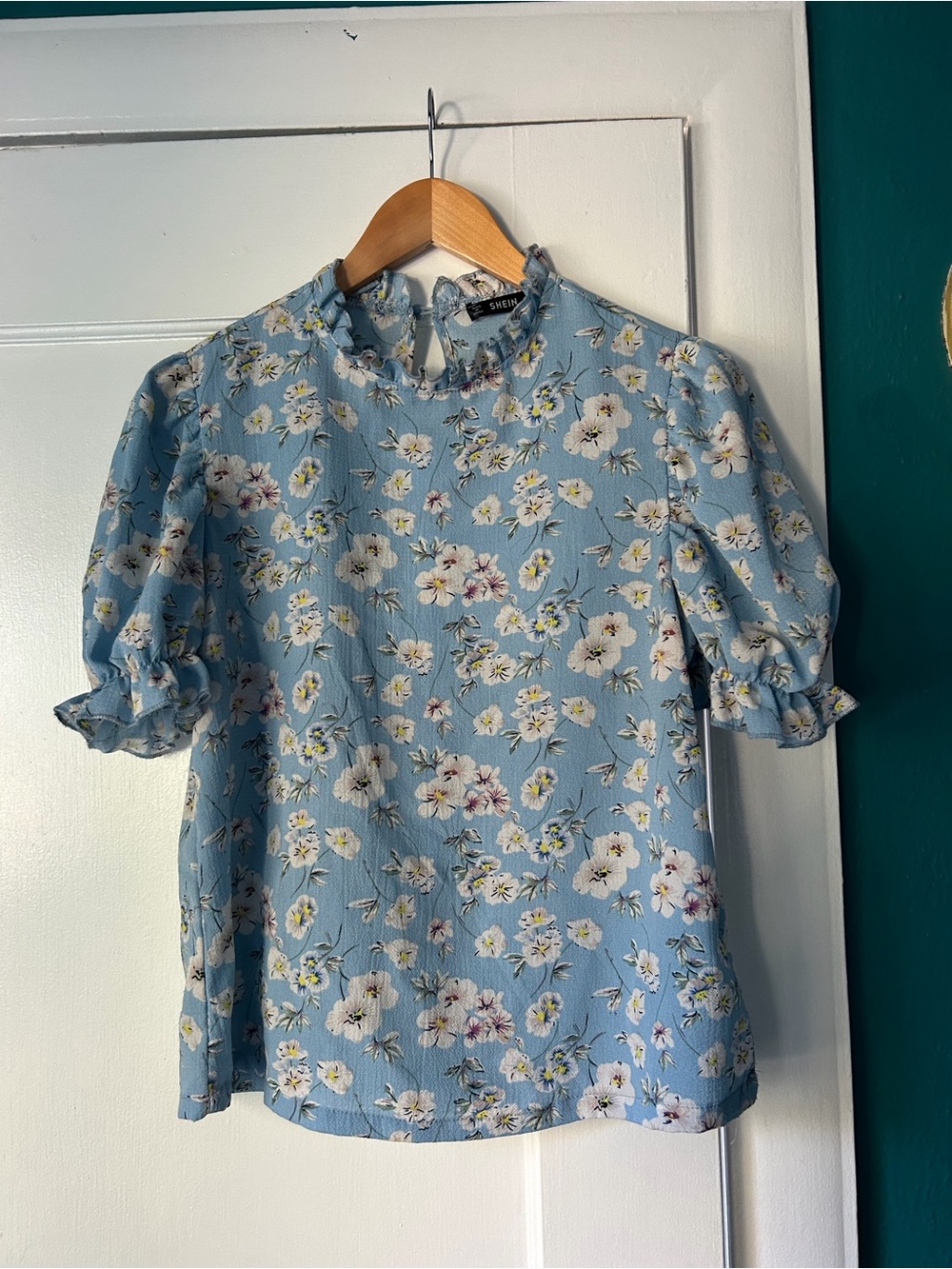 SHEIN Sky Blue Floral Ruffle Neck Puff Sleeve Blouse